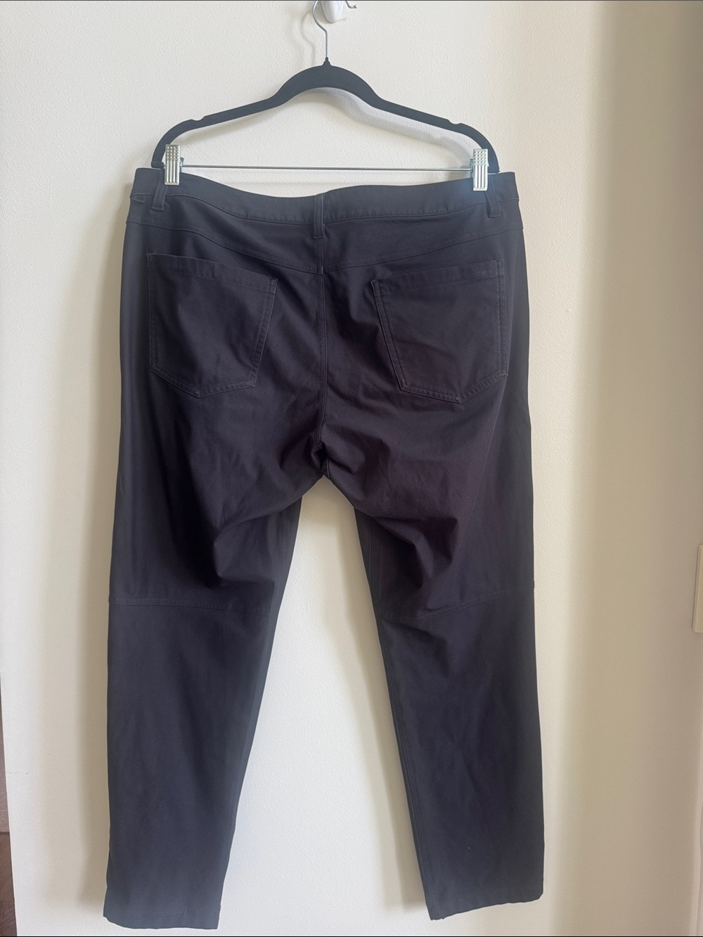 Lululemon pants - Picture 3 of 3